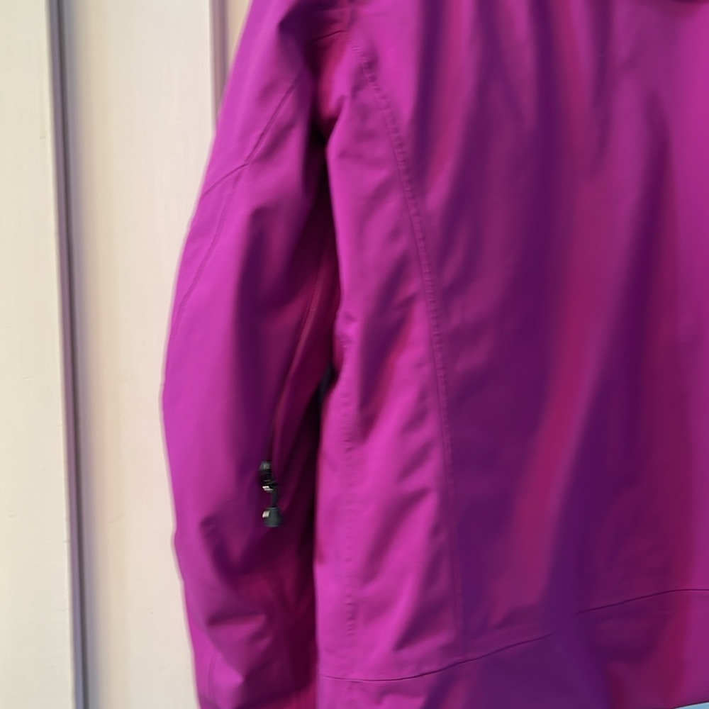 Sunice Ski Jacket - image 6